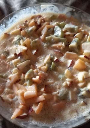 A picture of Creamy fruit chaat.