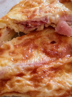 Una foto de Tortilla individual de bacon y queso