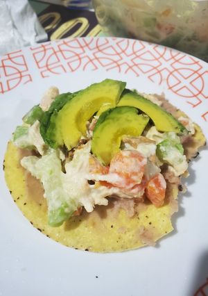 Una foto de Ensalada de chayote con pollo