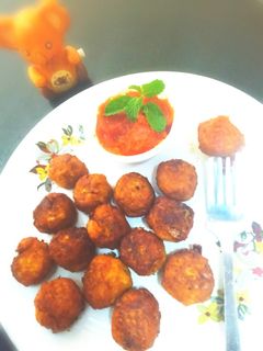 காலிஃப்ளவர் கோல்டன் பால்ஸ் (Cauliflower golden balls recipe in tamil) செய்முறை முக்கிய புகைப்படம்
