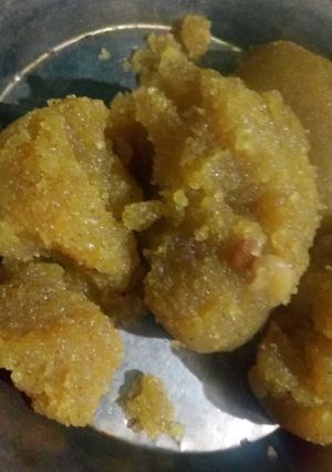 A picture of Suji halwa.