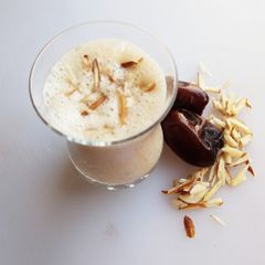 A picture of Dates almond milkshake.