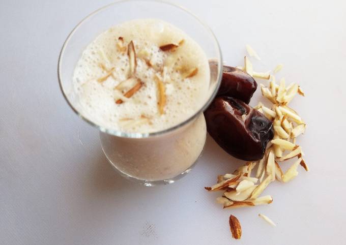 Dates almond milkshake