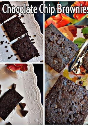 A picture of Chocolate chip brownies.