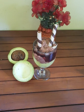 Langkah Gampang Menyiapkan Resep Alpukat kocok milo yang Uenak Anti Ribet, Lezat Sekali