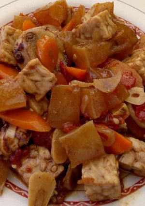 Foto resep Krengsengan kikil tempe wortel