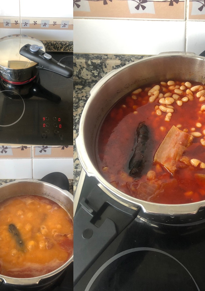 Una foto de Fabada Asturiana olla exprés