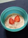 Oatmeal Strawberry 🍓 (MPASI 8 bulan +)