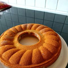 A picture of Simple vanilla cake.