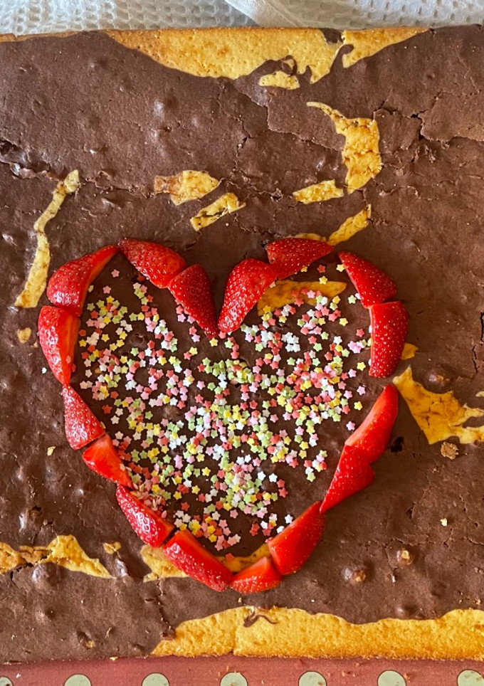 Una foto de Bizcocho de chocolate grande !