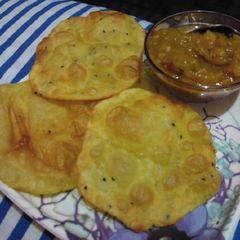 Luchi Aloor Dom A picture of Luchi Aloor Dom.