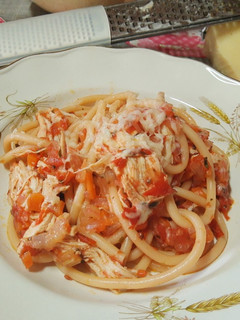Una foto de Foratti con salsa de tomates One Pot Pasta