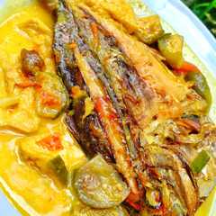 A picture of Lodeh Ikan Semar/Ikan Etem Asap.