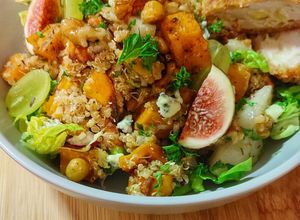 Őszi quinoa saláta 🍁 recept fotója