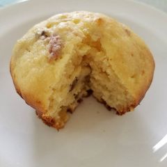 A picture of Sakura Cheese Muffins.