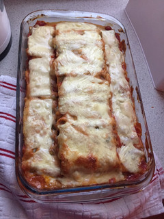 Una foto de Canelones de espinaca y carne de soya