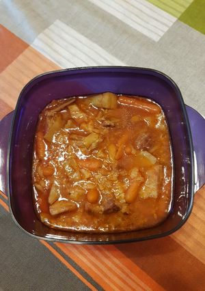 Una foto de Guiso de costillas de cerdo con alcachofas (Olla Gm deLuxe)