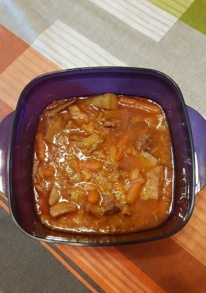 Una foto de Guiso de costillas de cerdo con alcachofas (Olla Gm deLuxe)