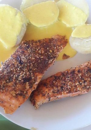 Una foto de Filetes de salmón a la plancha en costra de especias