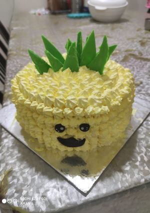 A picture of Pineapple Cake.