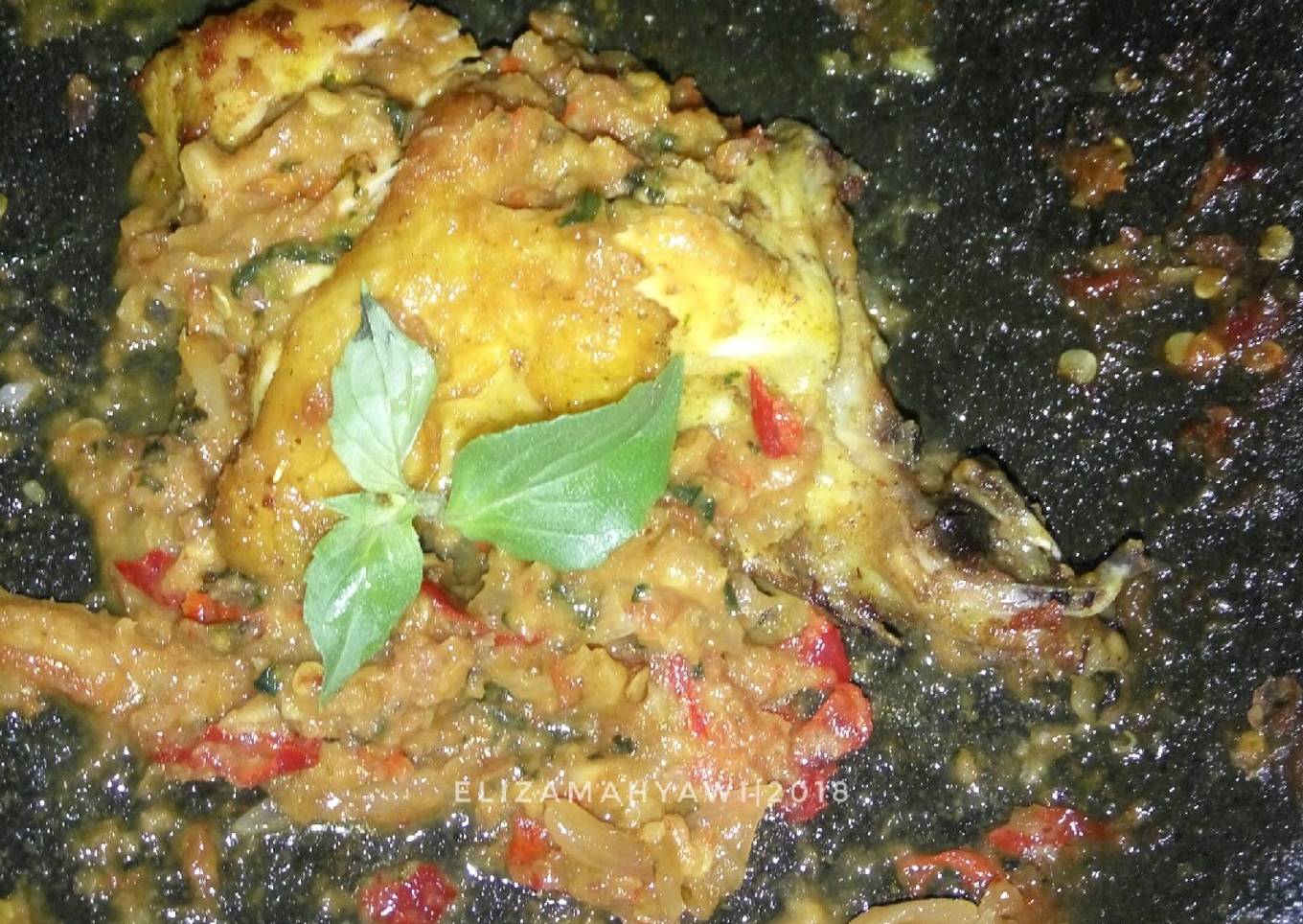 Ayam geprek sambal Lamongan