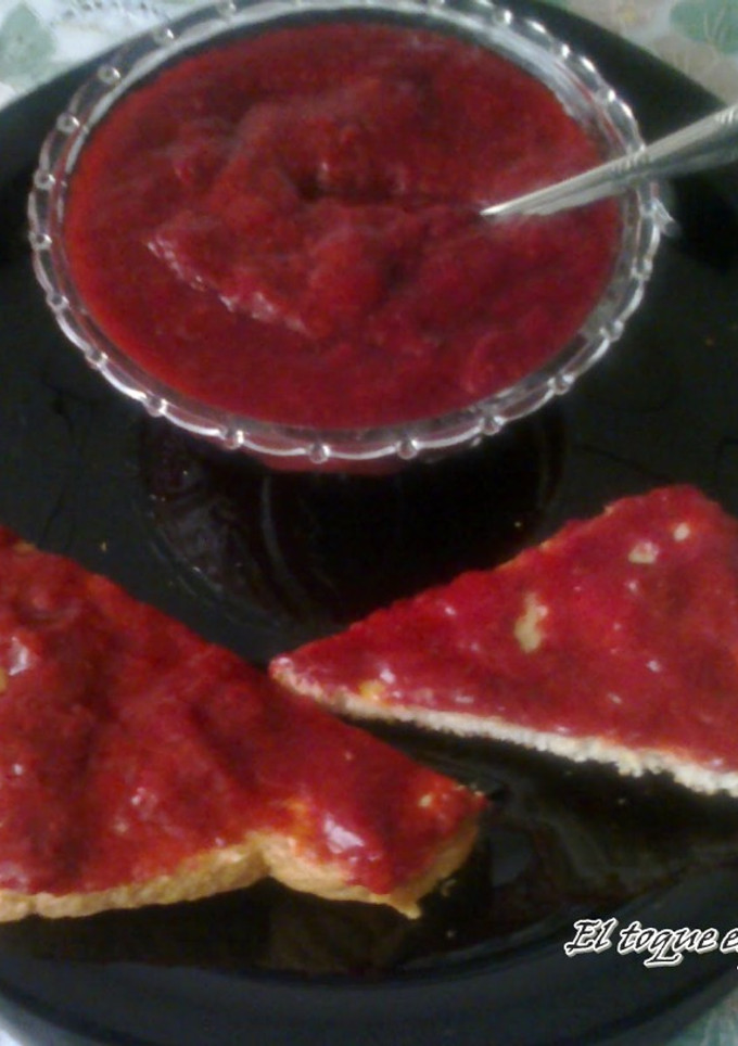 Una foto de Mermelada de fresas con canela
