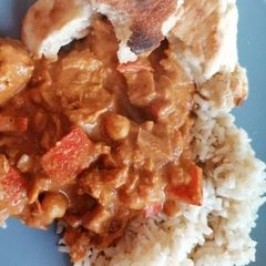 A picture of Slow cooker chicken curry.