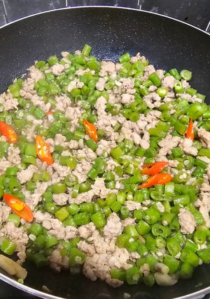 รูปของ หมูสับผัดถั่วฝักยาวพริกสด
