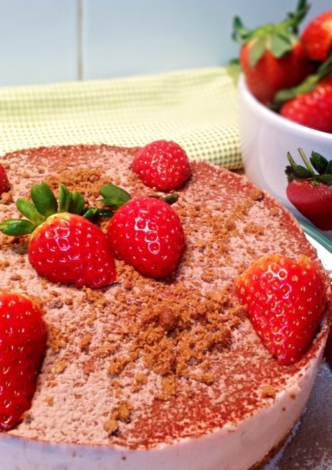 Una foto de Tarta de queso y fresas