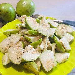 Guava salad A picture of Guava salad.