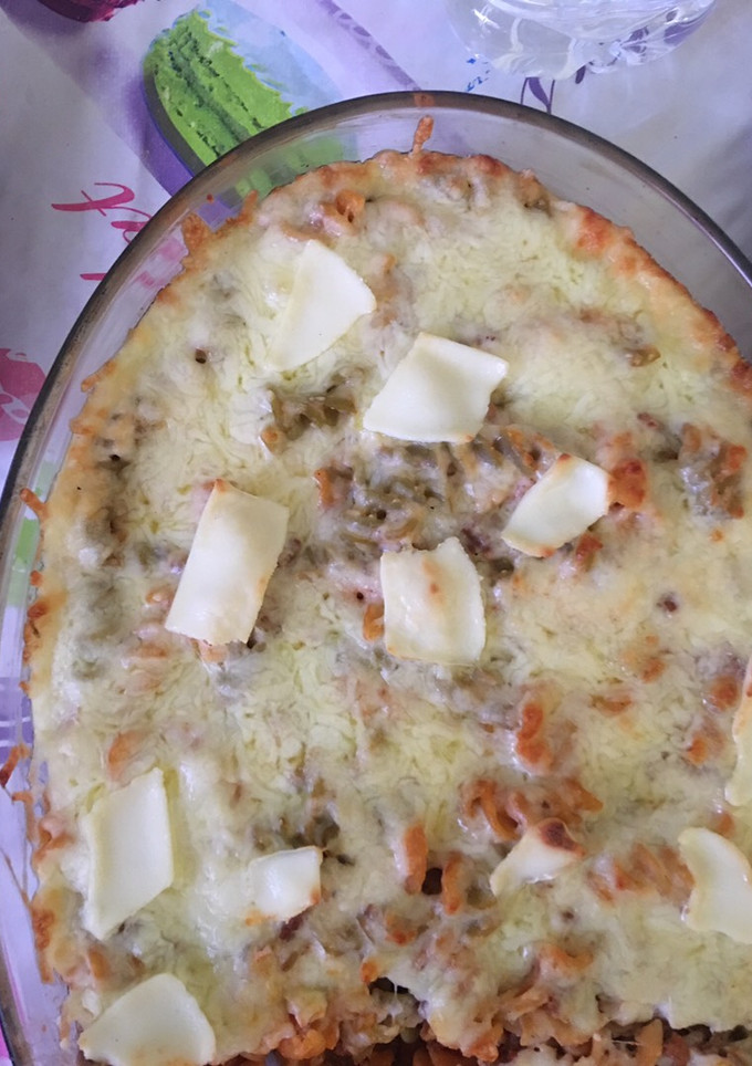 Una foto de Macarrones gratinados con carne picada