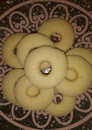 Una foto de Galletas "Aros de Limón"🍋 🍋🍋