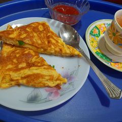A picture of Omelette sandwich.