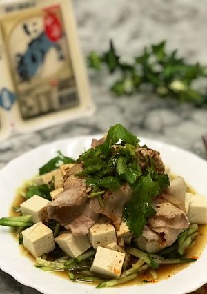 五花肉配鹽滷豆腐溫沙拉 的食譜成品照片