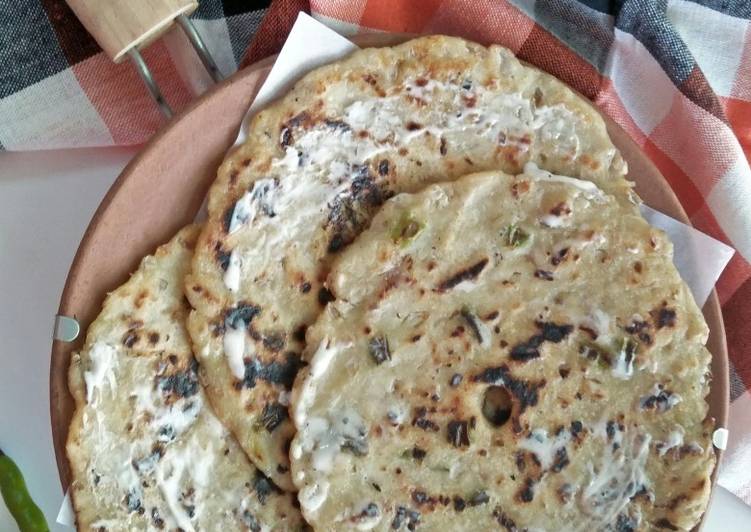 Steps to Prepare Award-winning Taandlaache Thaalipeeth (Savoury Rice Flour Flatbread)