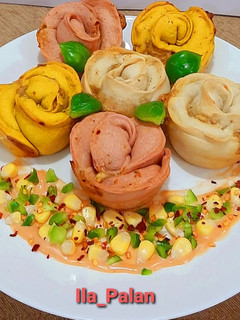 A picture of Savoury Baked Samosa Beauties.