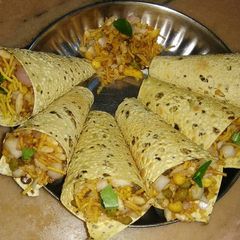A picture of Bhel paddi chat.