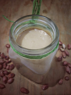 A picture of Peanut Butter.