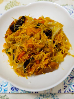 A picture of Stir-Fried Rice Noodles with Pumpkin.