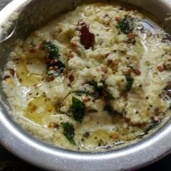 A picture of Coconut chutney.