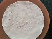Una foto de tarta de queso con cuajada sin horno