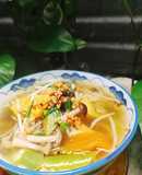 Canh chua nấm linh chi nâu