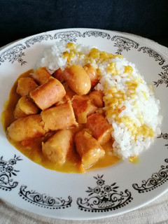 Una foto de Salchichas frescas al curry
