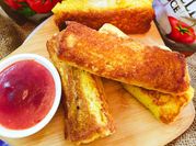A picture of pizza rolls
