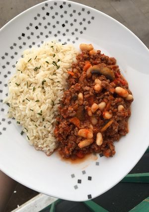 Une photo de Chili épicé revisité aux haricots blancs