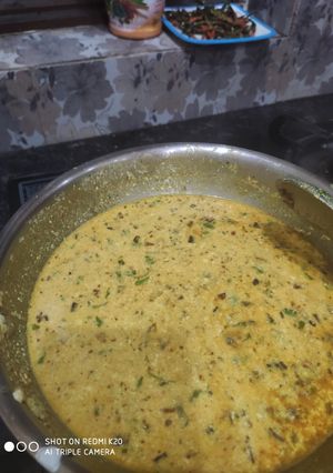 A picture of Dahi fry or yellow dahi.