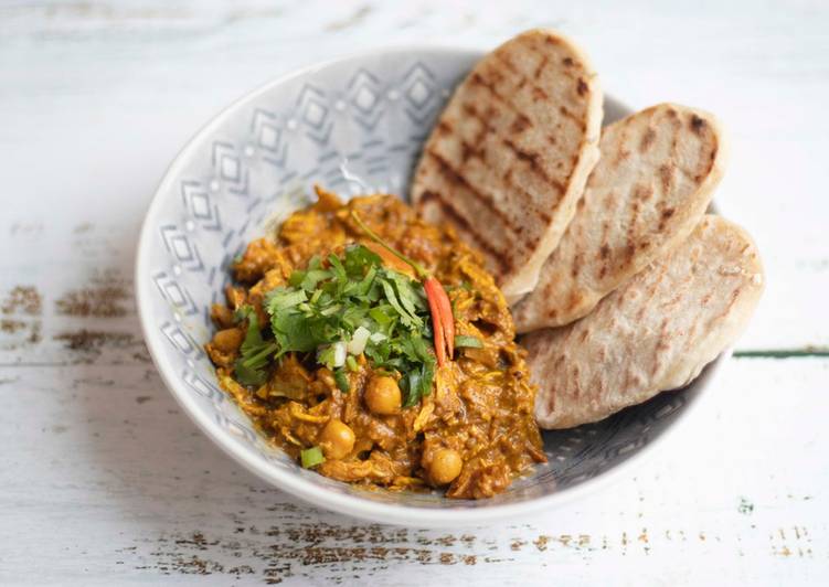 Super Yummy Jackfruit and chickpea curry