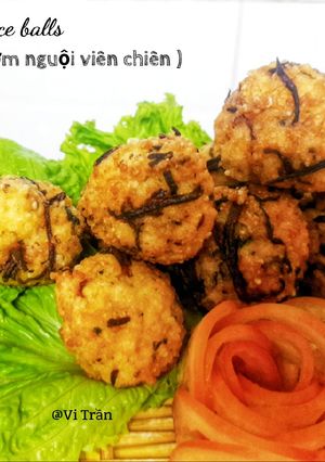Hình của món Cơm nguội viên chiên.