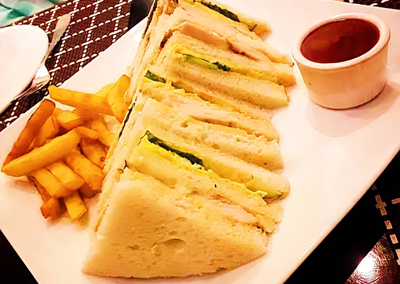 Restaurant style sandwich
