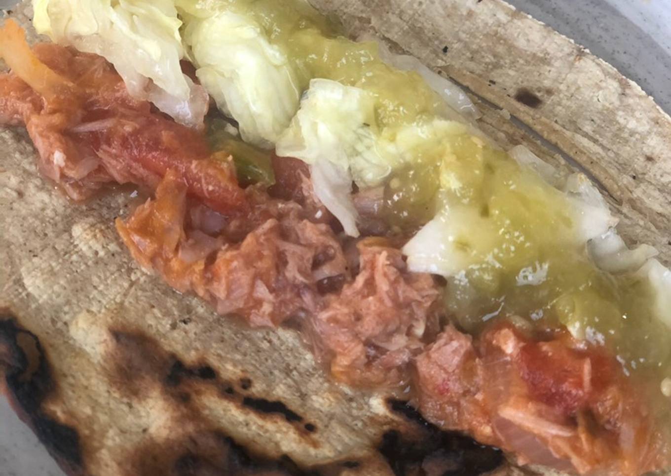 Tacos de atún a la mexicana